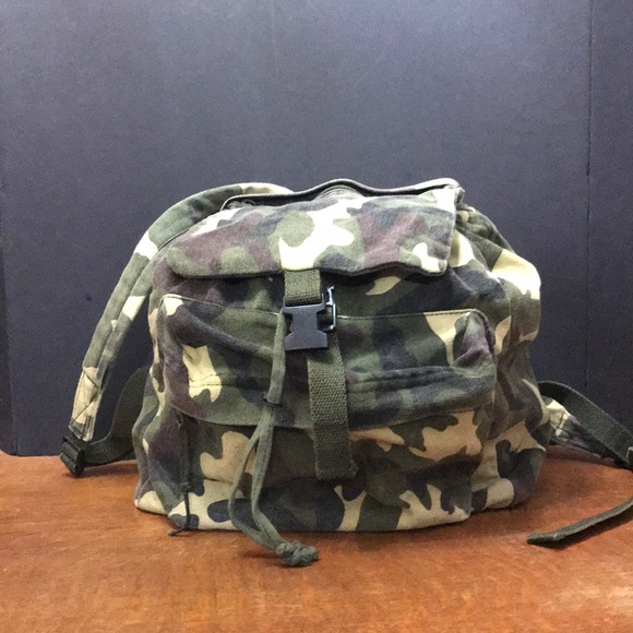 Camouflage Canvas Backpack Green - Picture 1 of 6